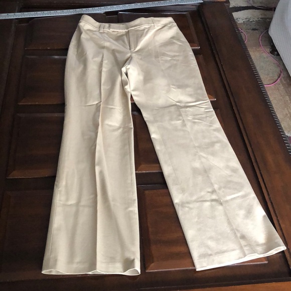 Women’s size 6 banana republic stretch martin beige slacks - Picture 1 of 10